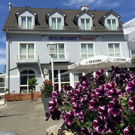 Hotel Restaurant Normandie Schildow Exterior foto